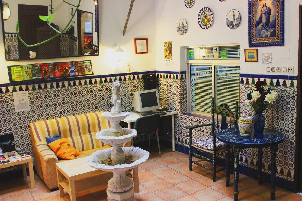 Hostal Lis Sevilla Exterior foto