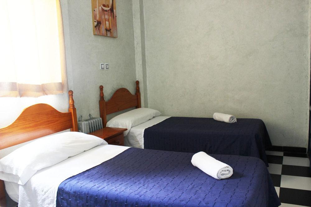 Hostal Lis Sevilla Exterior foto