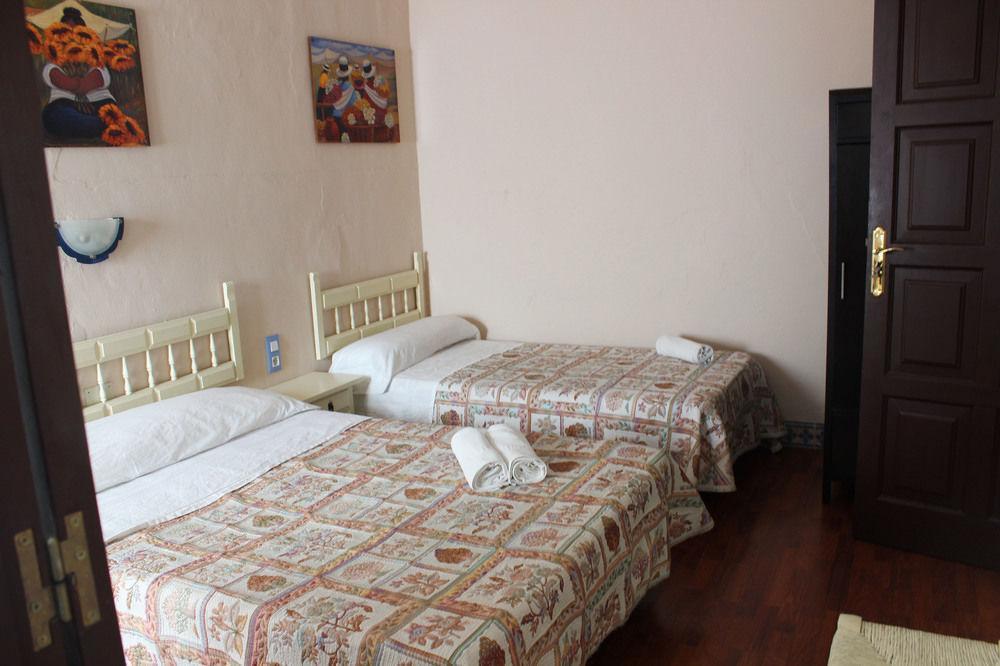 Hostal Lis Sevilla Exterior foto