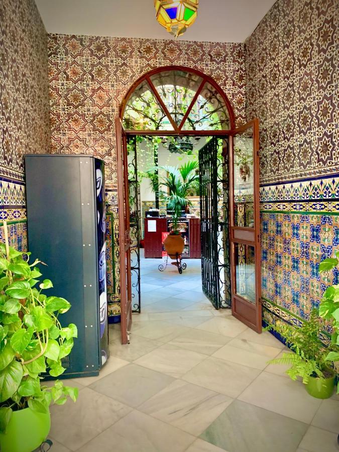Hostal Lis Sevilla Exterior foto