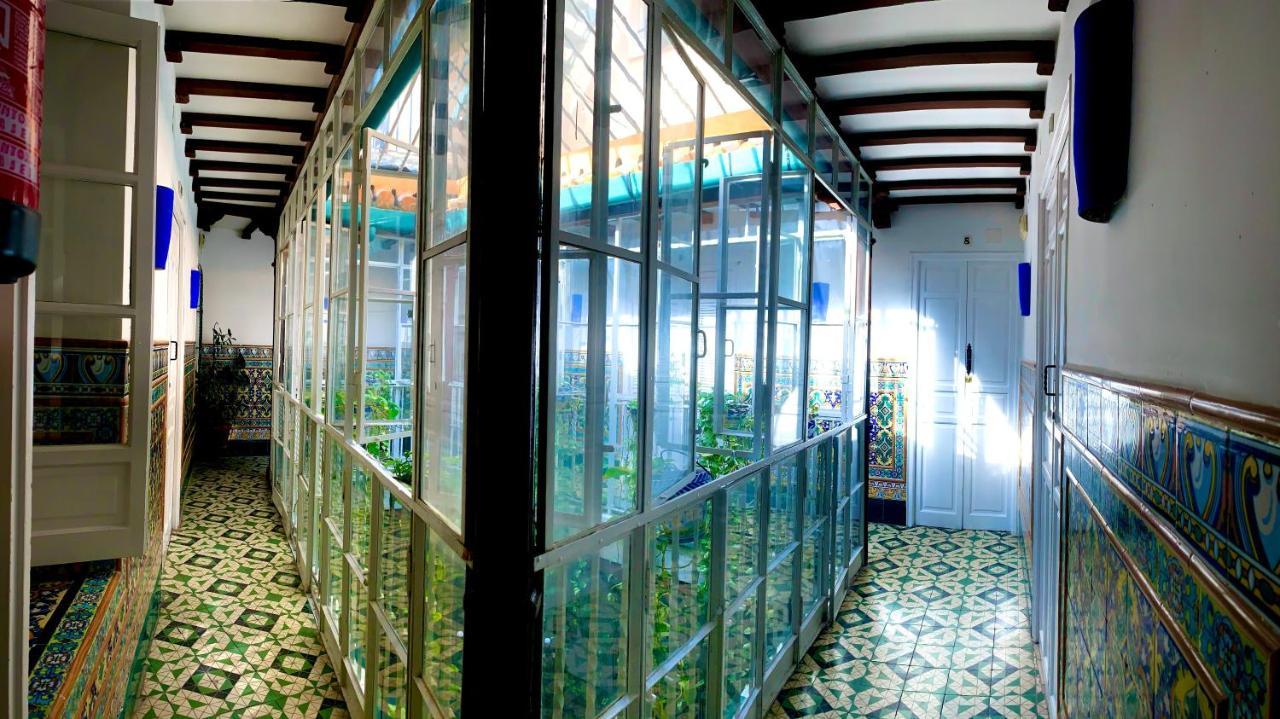 Hostal Lis Sevilla Exterior foto